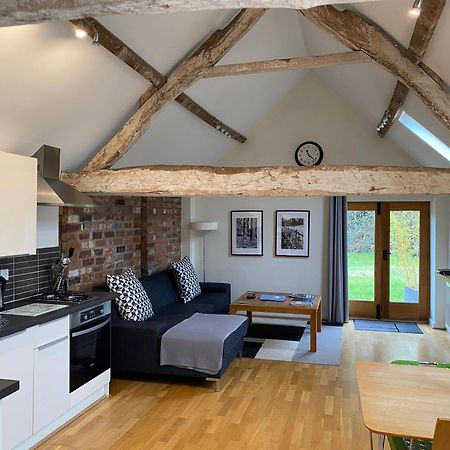 Hidden Cottages Two Lovely 1 Bed Cottages In Peaceful Surroundings, 1 With Log Burner Henley-in-Arden Bagian luar foto